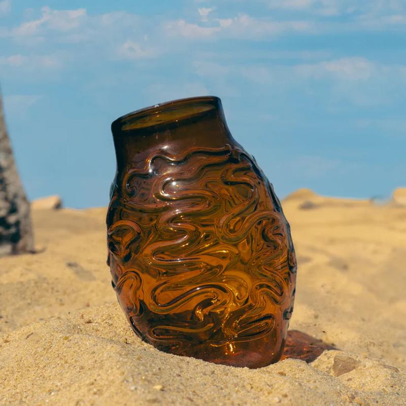 Vase V38