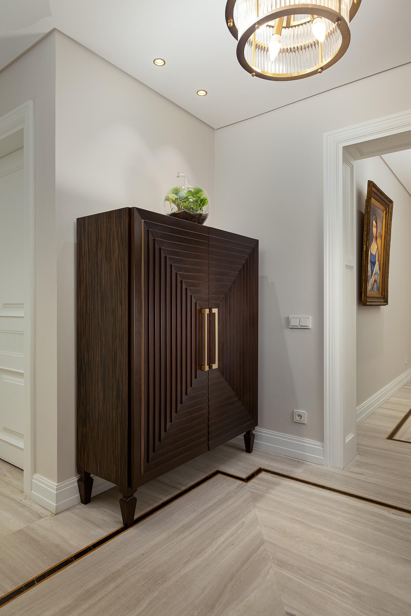 Alexandria Apartment