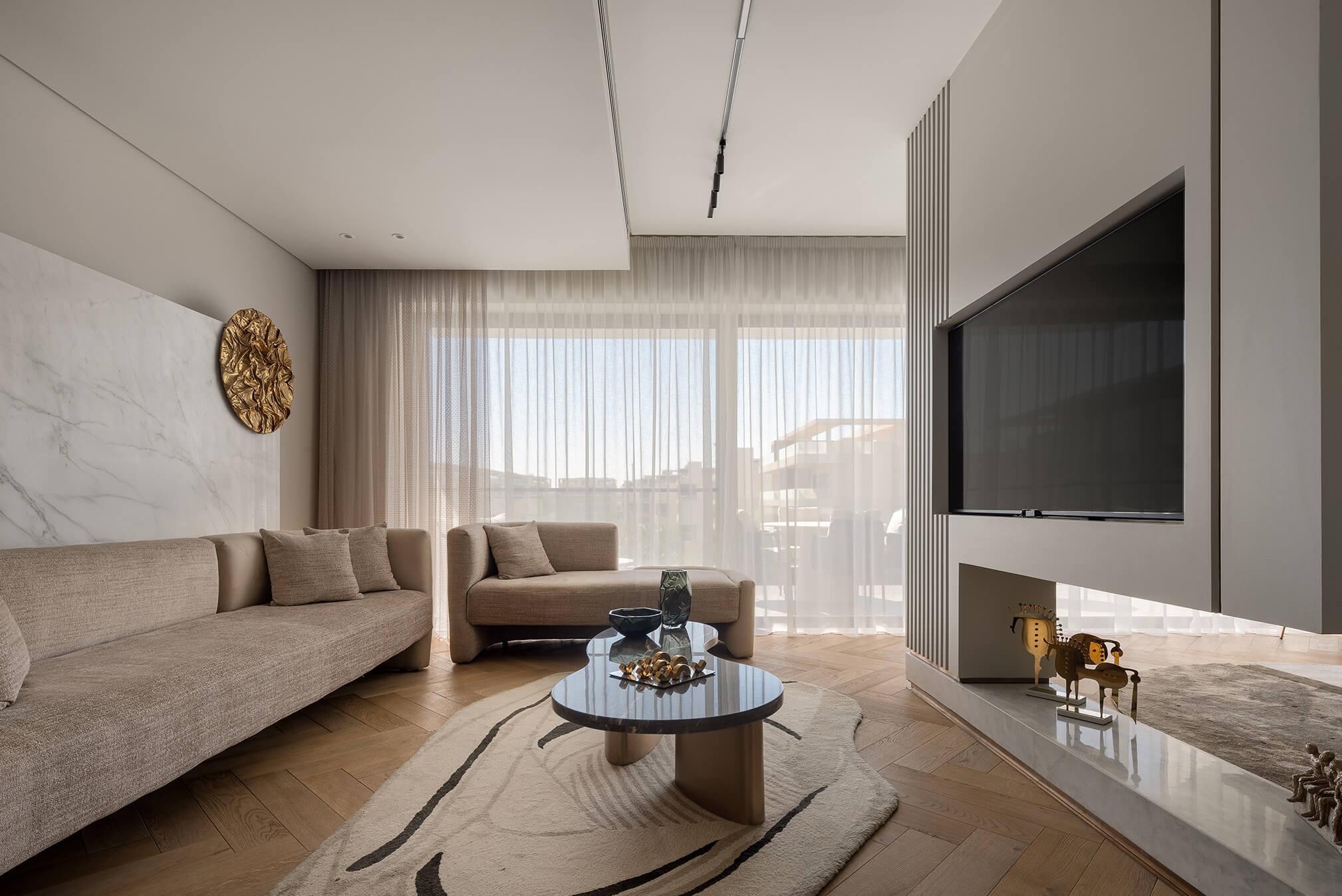 Lake View PentHouse